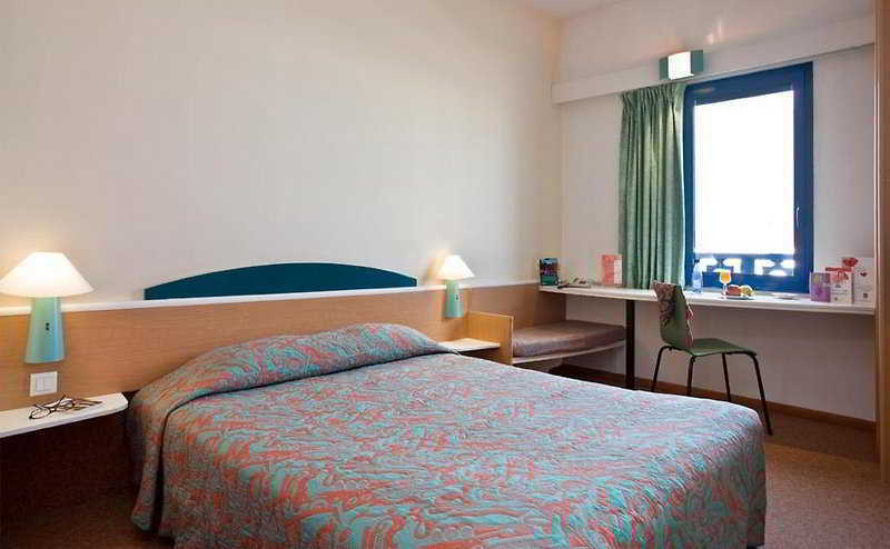 Ibis Fnideq Hotel Eksteriør billede