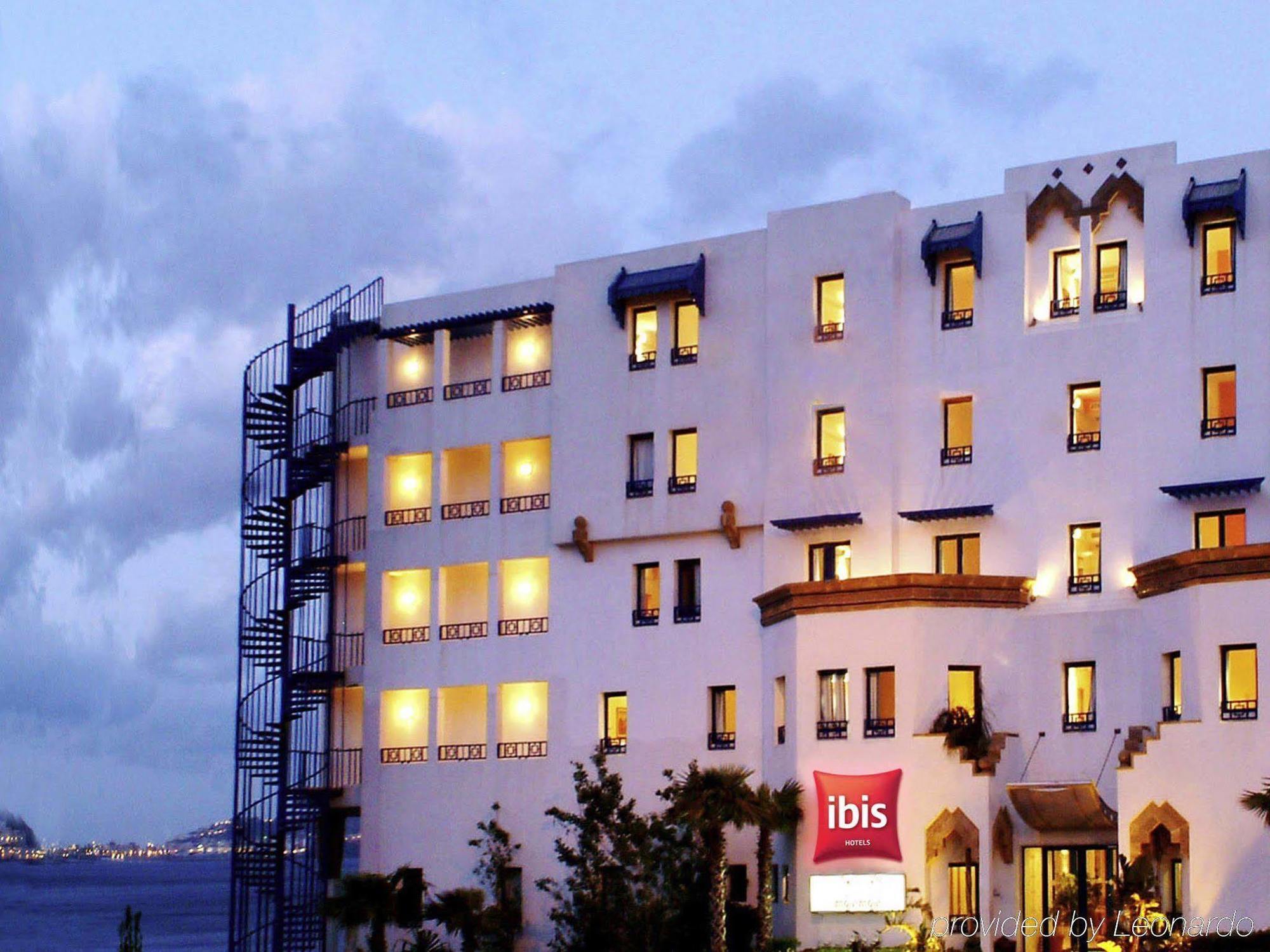 Ibis Fnideq Hotel Eksteriør billede
