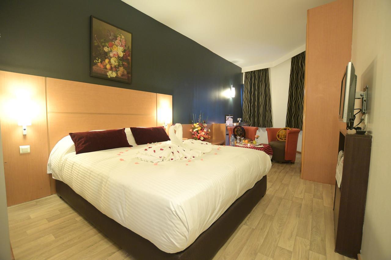 Ibis Fnideq Hotel Eksteriør billede