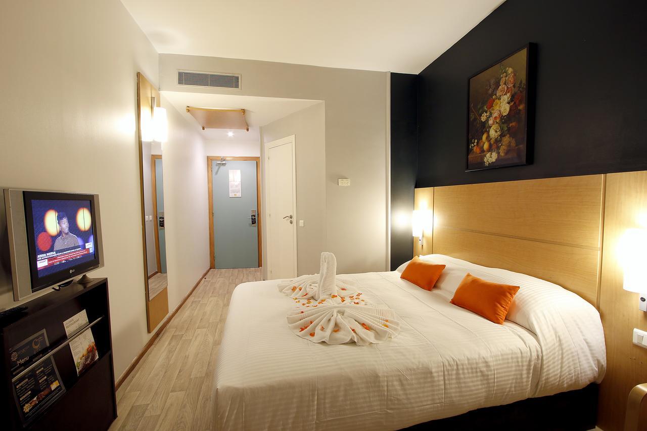 Ibis Fnideq Hotel Eksteriør billede